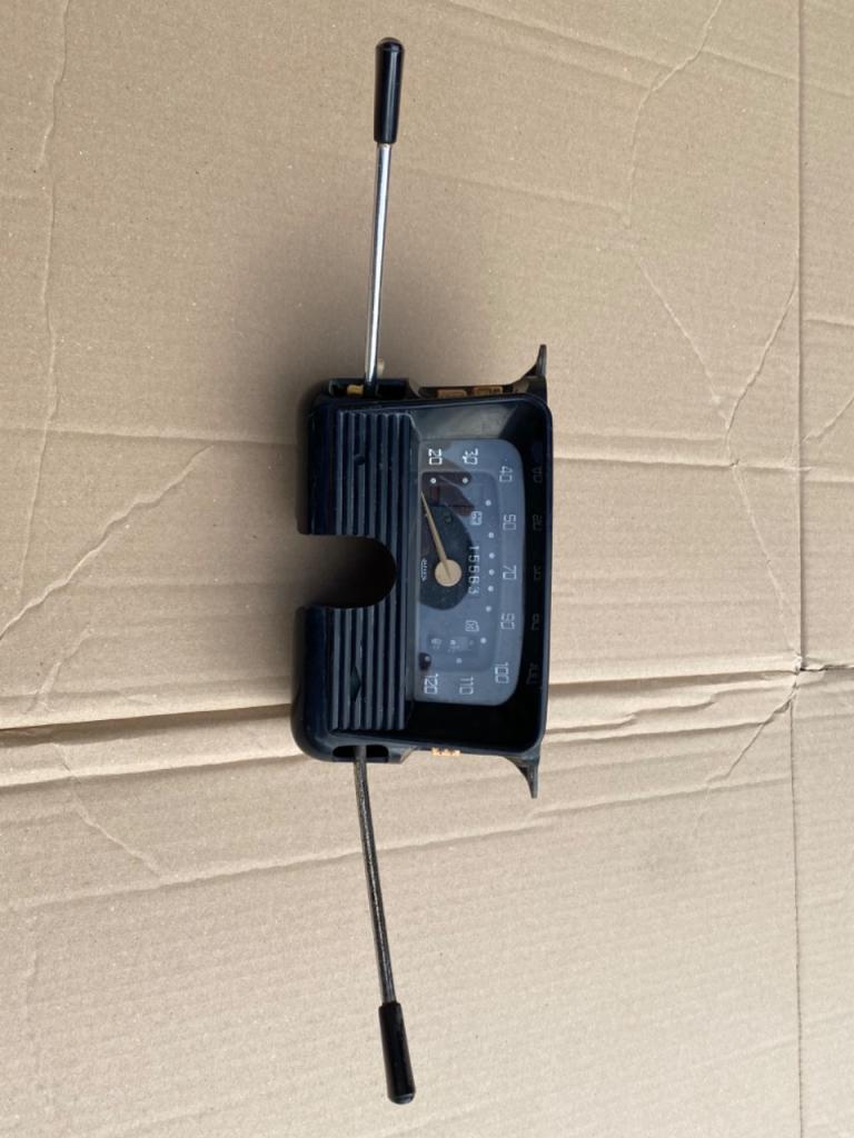 Compteur RENAULT 4 (R4) 6v LesAnciennes.com