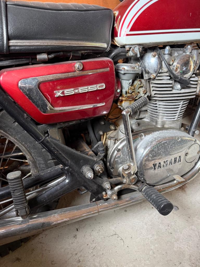 YAMAHA XS 650 - 1972 LesAnciennes.com