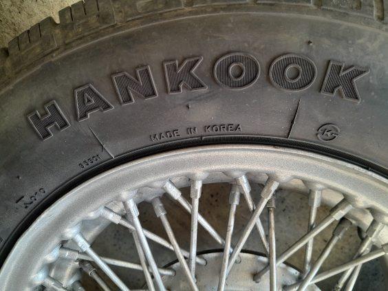 Jantes à Rayons avec pneus Kankook LesAnciennes.com