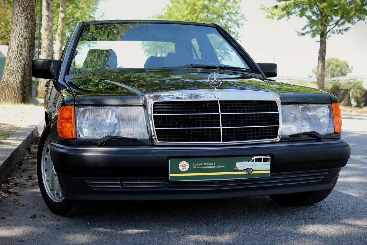 MERCEDES 190 E 2.6 Sportline - 1989 LesAnciennes.com