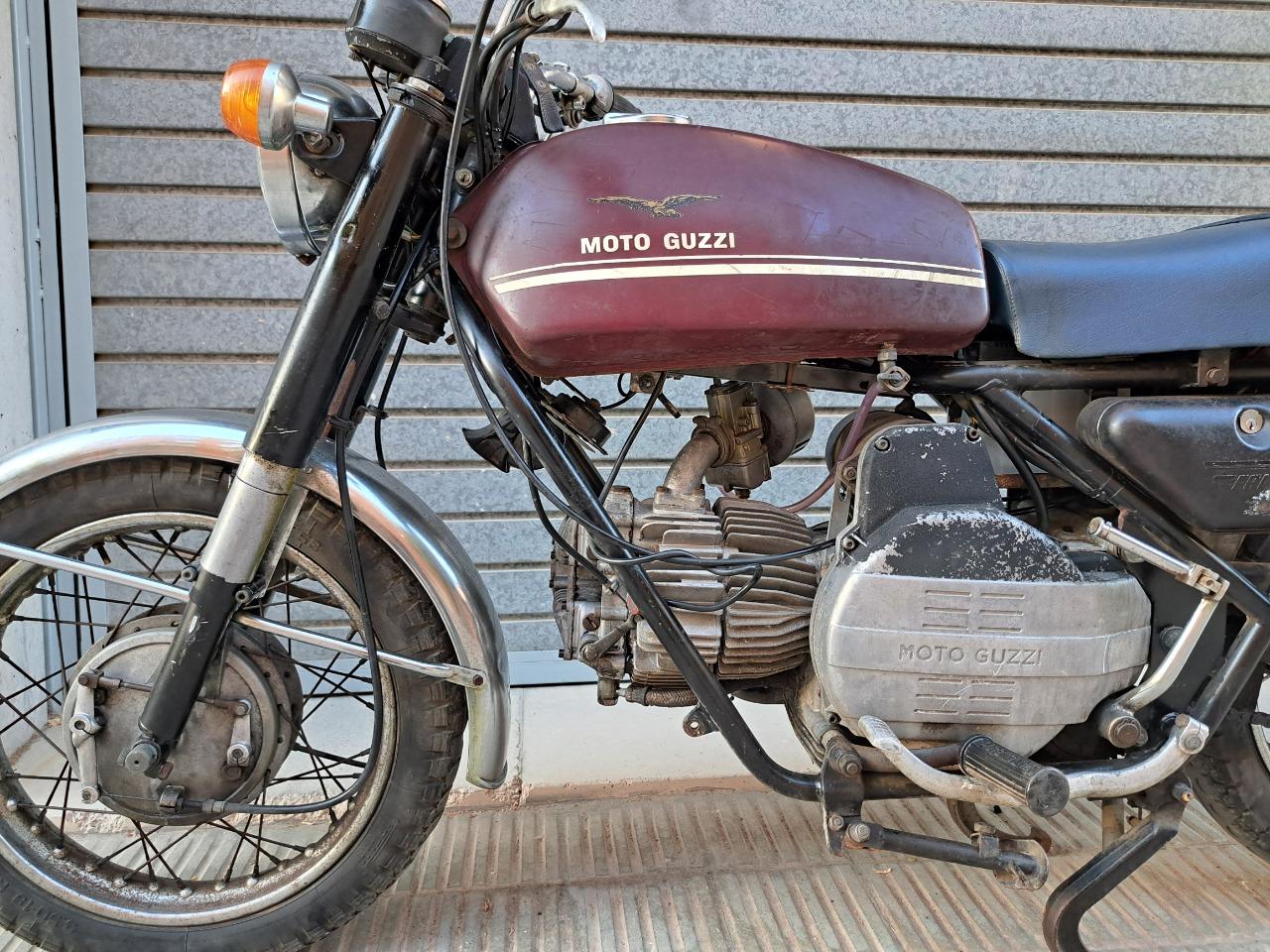 MOTO GUZZI 500 Falcone - 1971 LesAnciennes.com