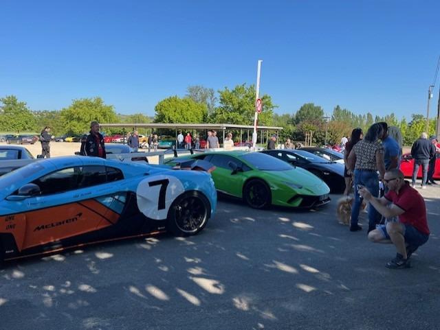 Rassemblement mensuel des Sportives d'Ambérieux 69 LesAnciennes.com