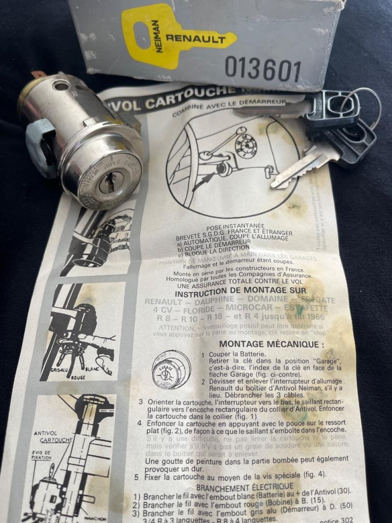 Neiman neuf Renault caravelle Floride R8 Alpine LesAnciennes.com