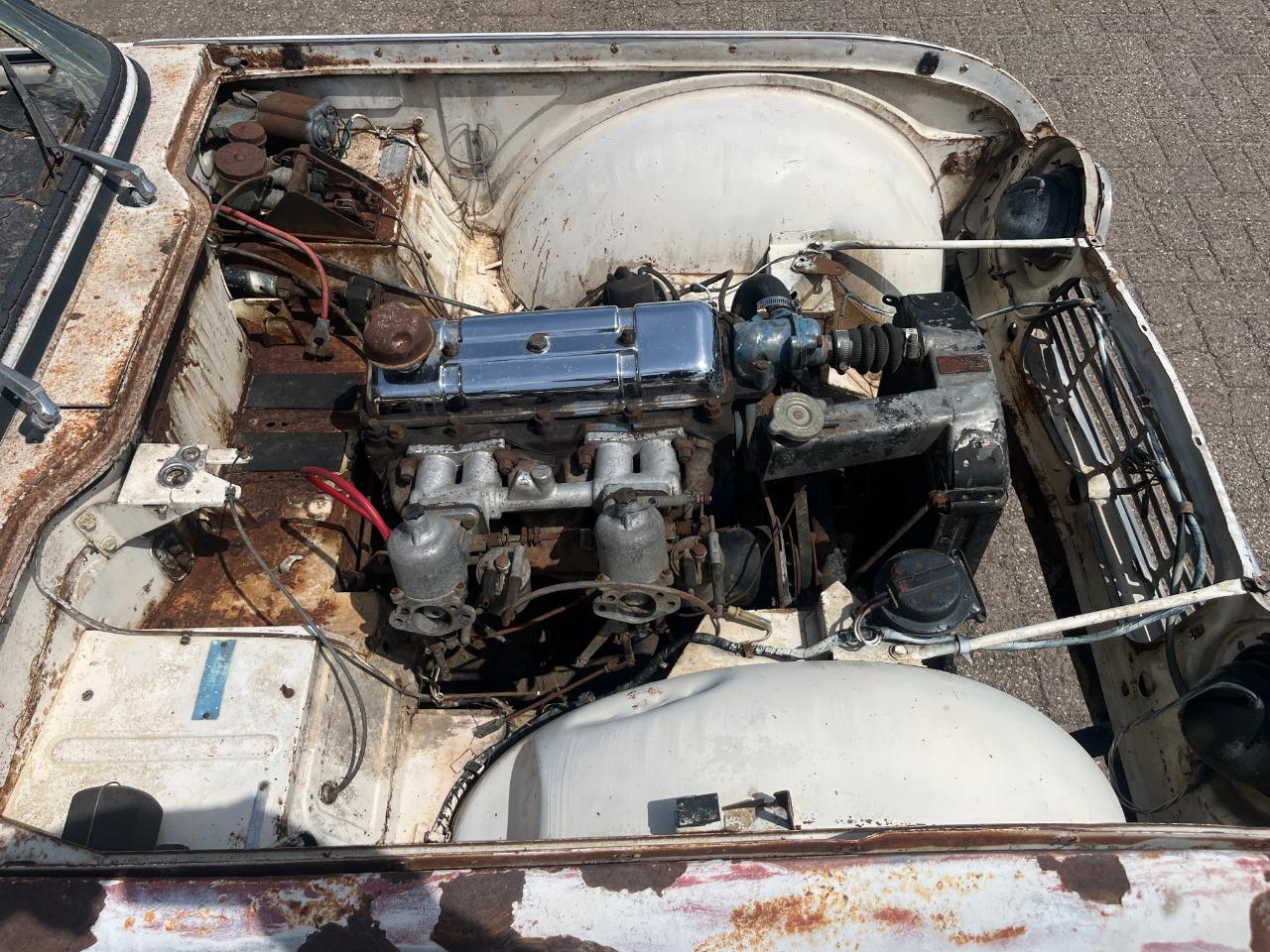 TRIUMPH TR4 Overdrive - 1963 LesAnciennes.com