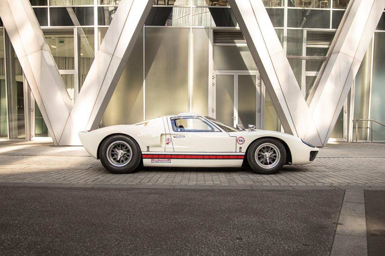FORD GT40 GT Developement - 1975 LesAnciennes.com