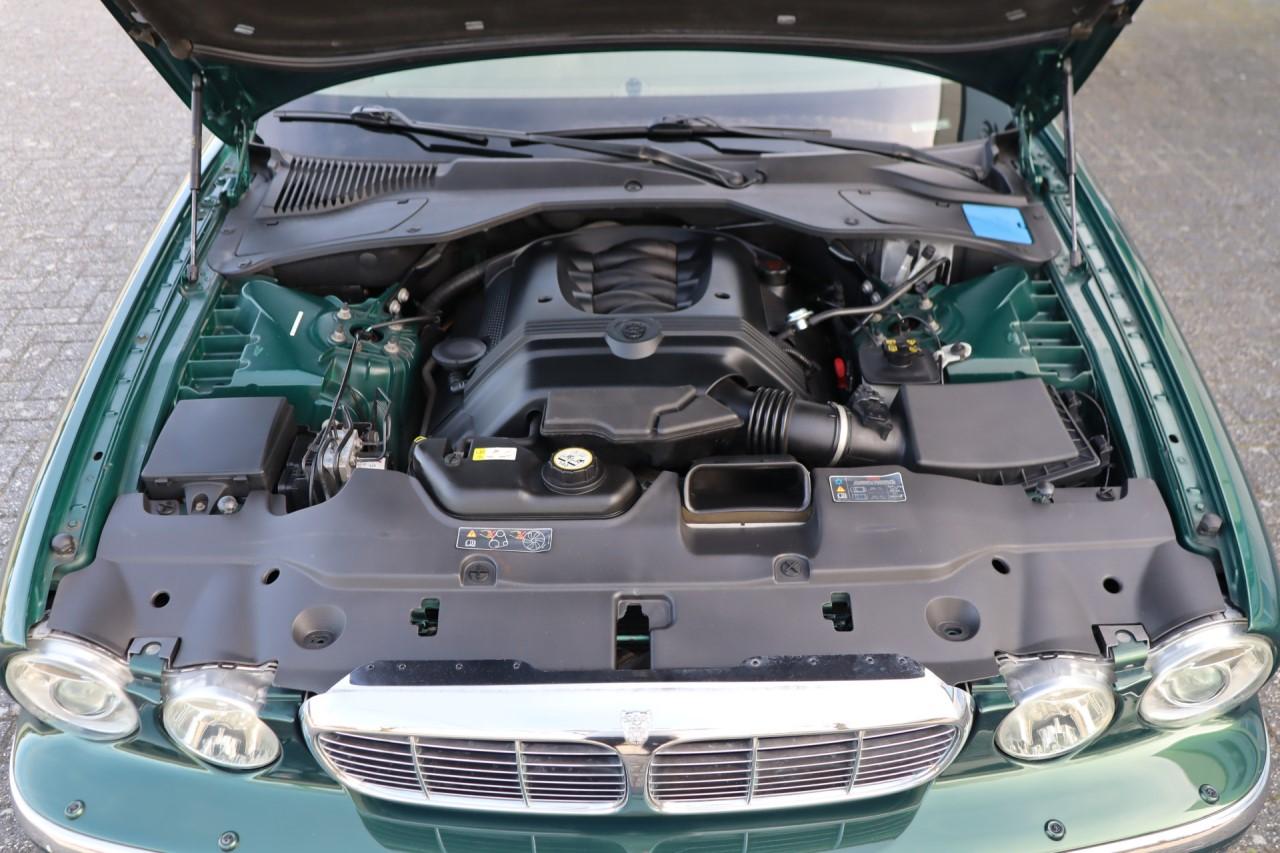 JAGUAR XJ 8 4.2 V8 - 2006 LesAnciennes.com