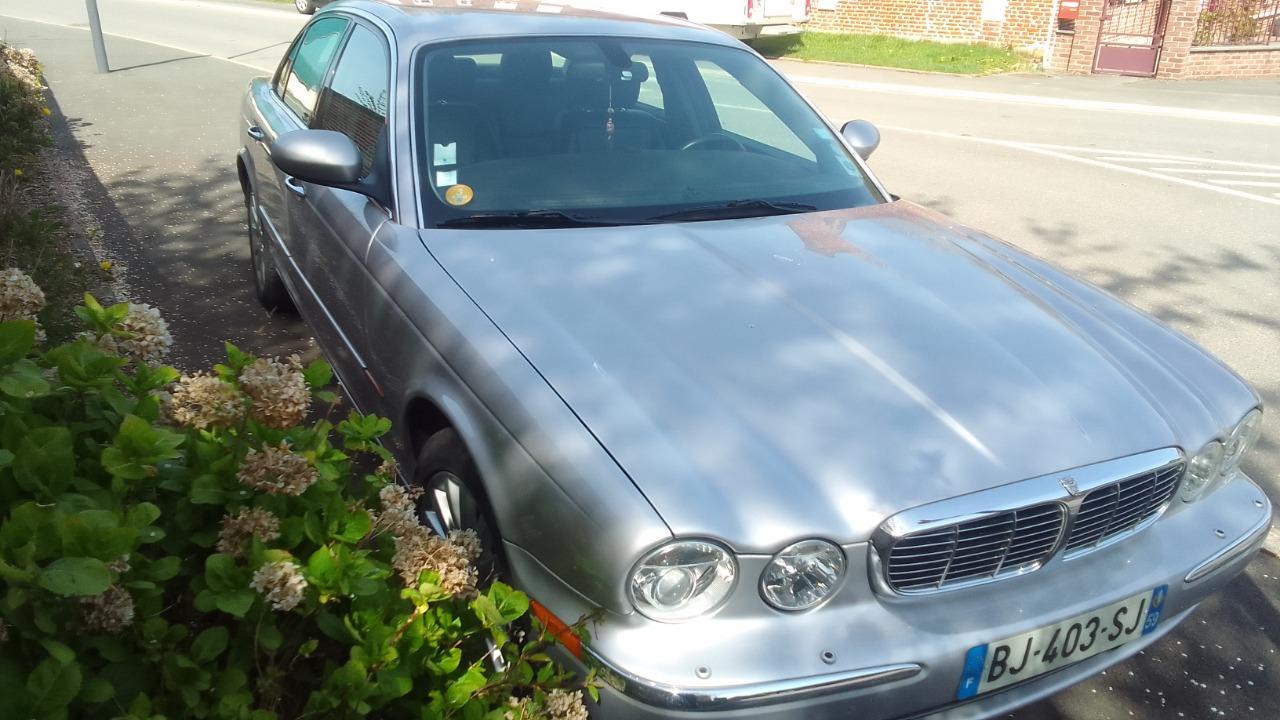 JAGUAR XJ8 - 2005 LesAnciennes.com