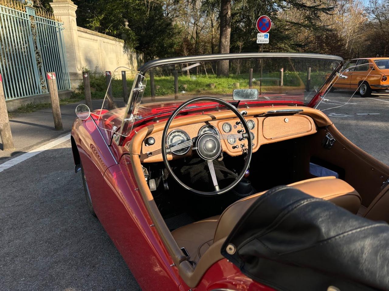 TRIUMPH TR3 cabriolet - 1957 LesAnciennes.com