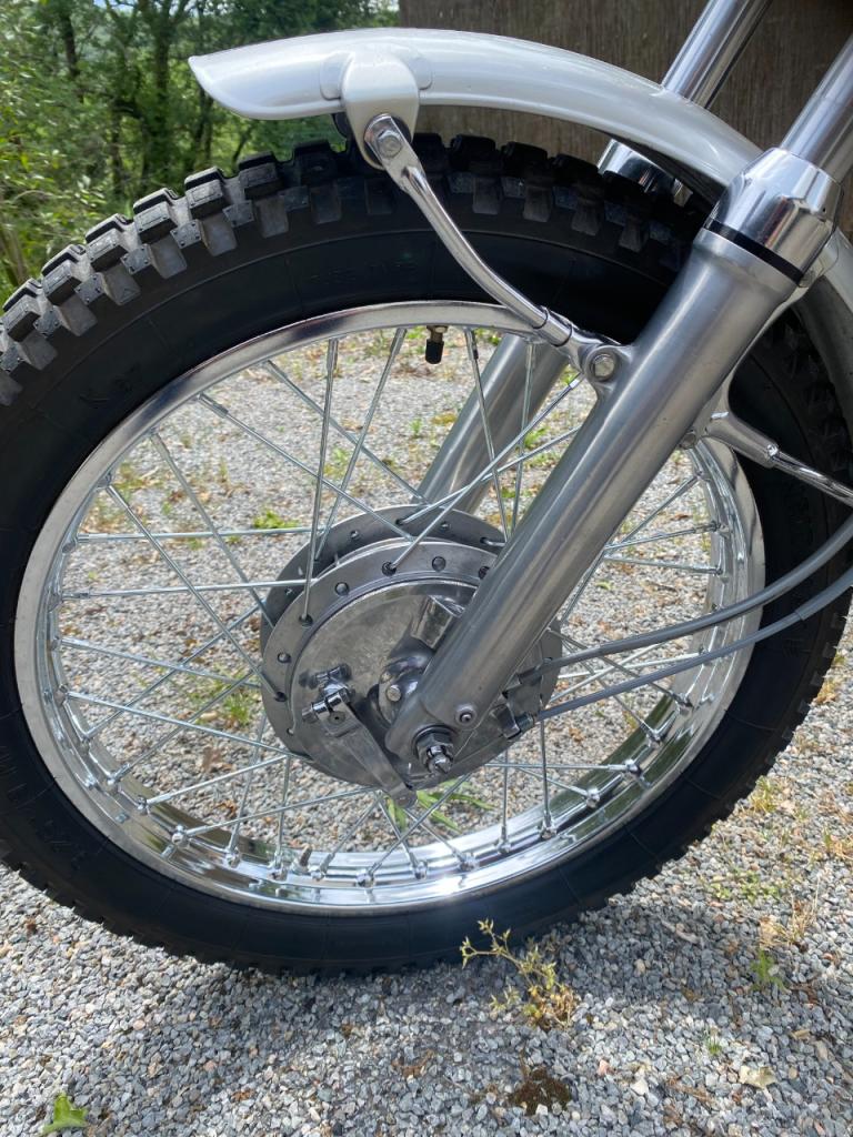 YAMAHA DT2 250 - 1972 LesAnciennes.com
