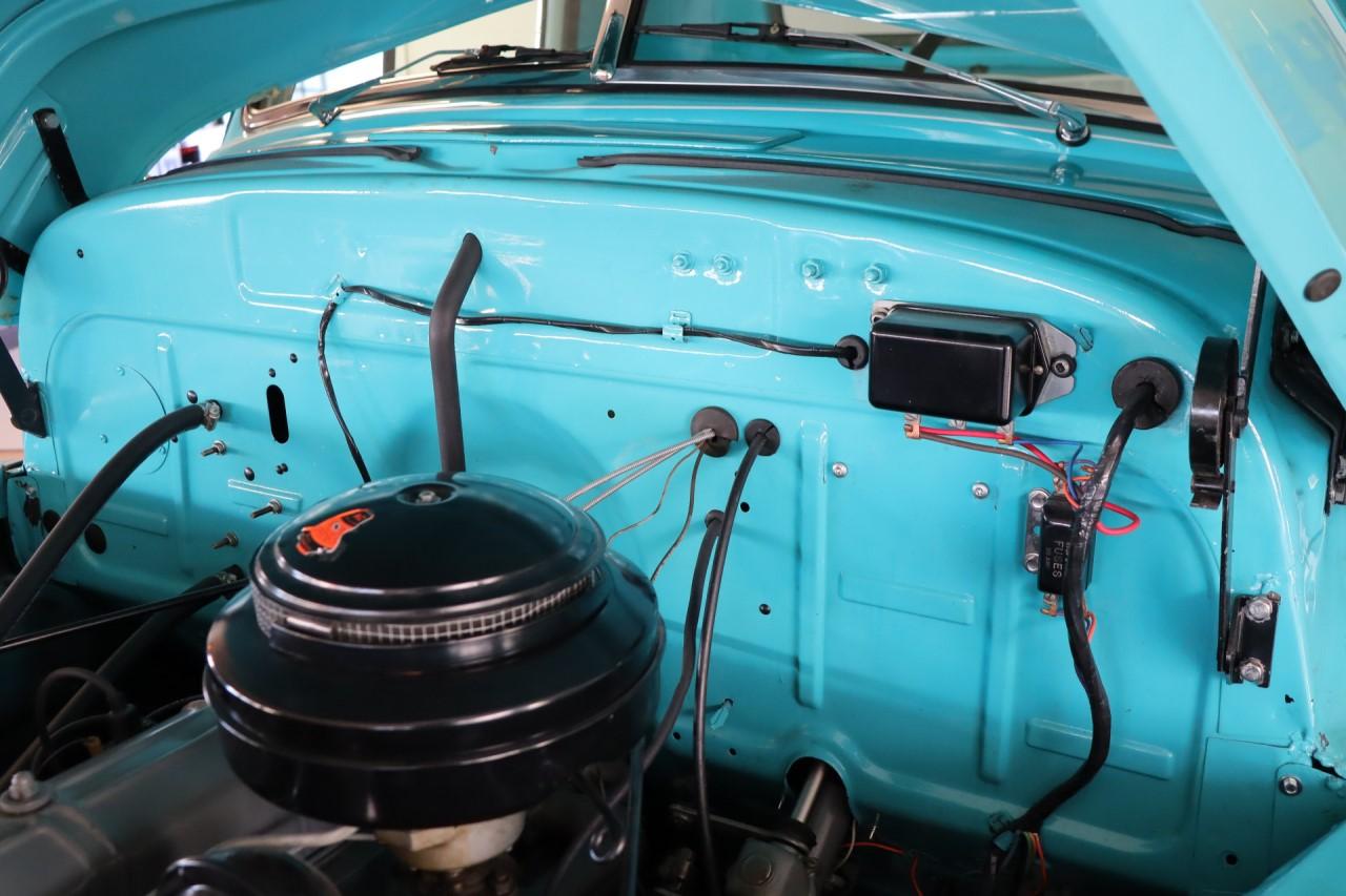 CHEVROLET 3100 Pick-Up Truck - 1952 LesAnciennes.com
