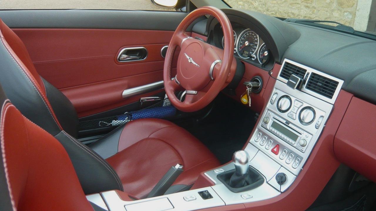 CHRYSLER Crossfire Roadster Limited Premium - 2004 LesAnciennes.com