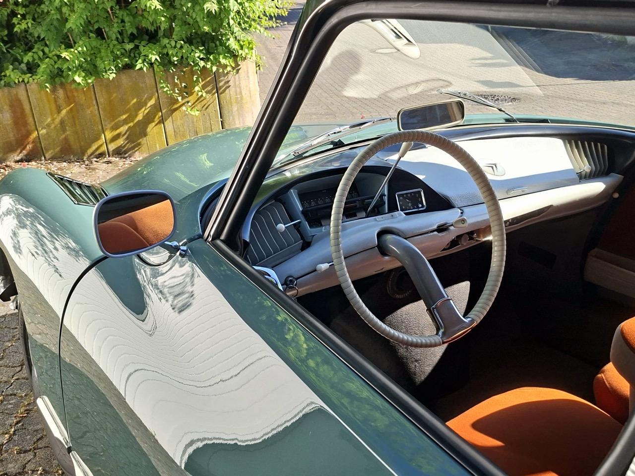 CITROEN DS DS 19 - 1961 LesAnciennes.com