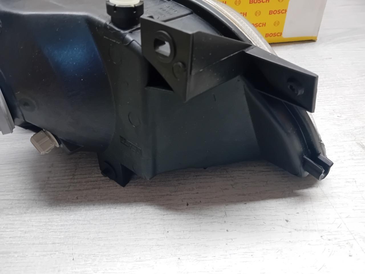 0318042313 PHARE AVANT GAUCHE FORD ESCORT MK5 LesAnciennes.com