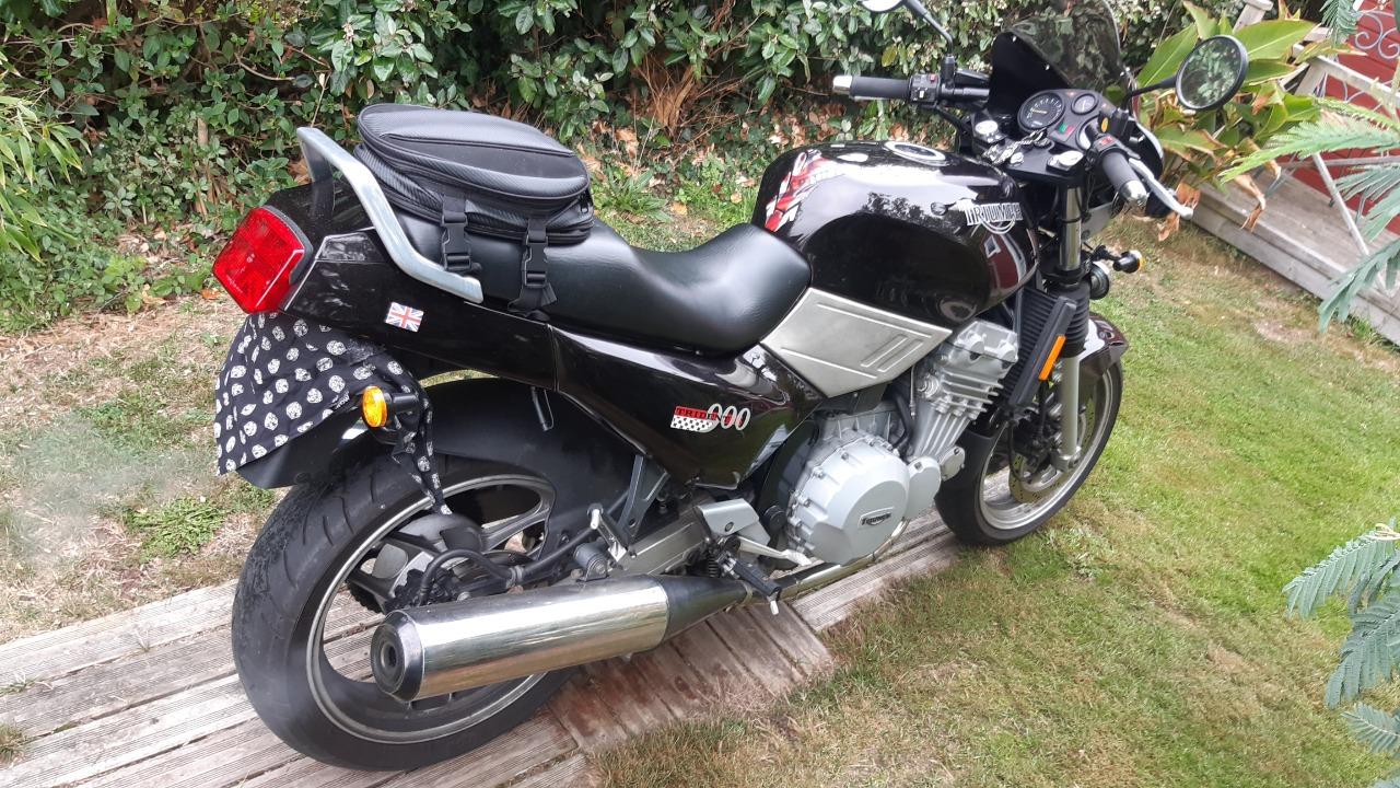 TRIUMPH Trident - 1992 LesAnciennes.com