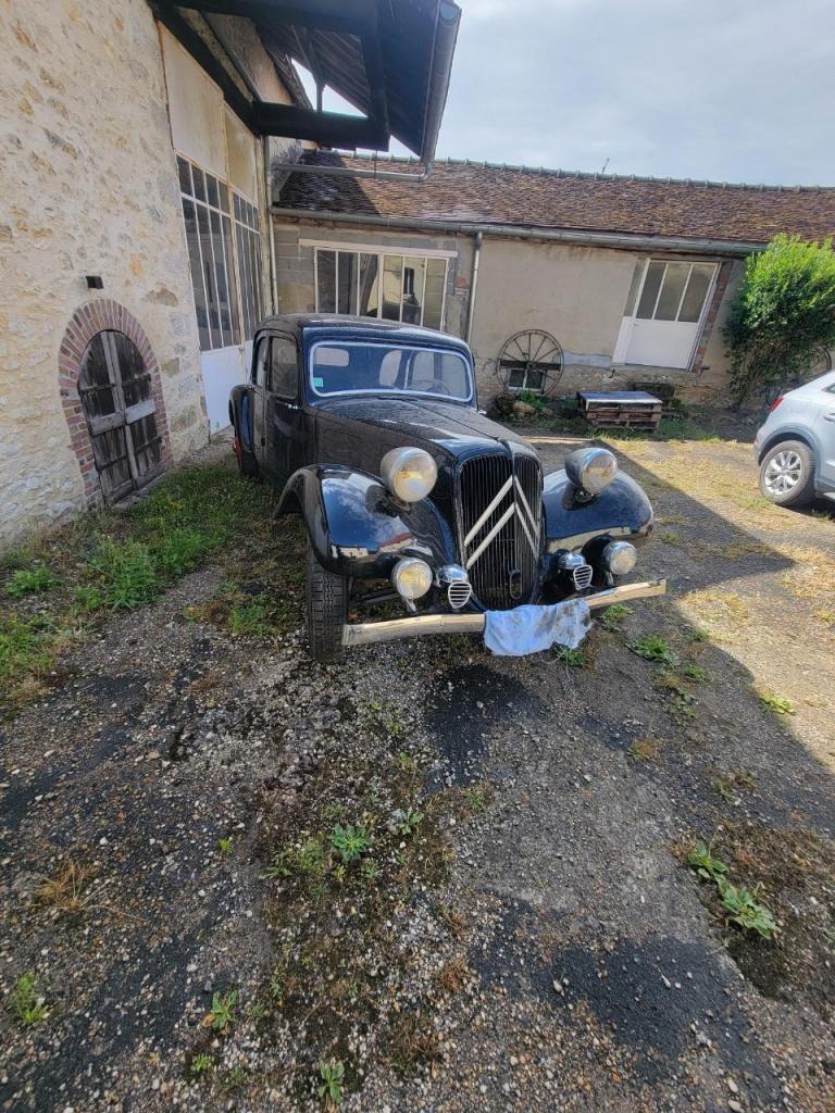 ODEON Citroën Traction 11C 1952 - Échelle 1/43 - Blanc - Édition Limitée 500 Pcs