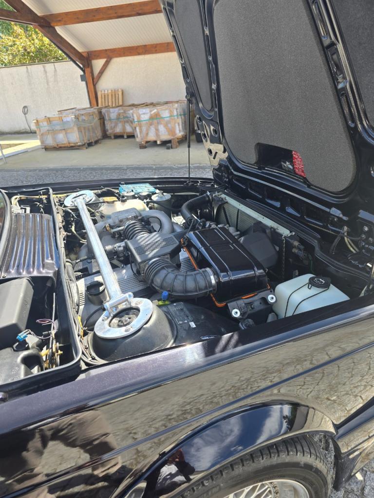 BMW 635 - 1988 LesAnciennes.com