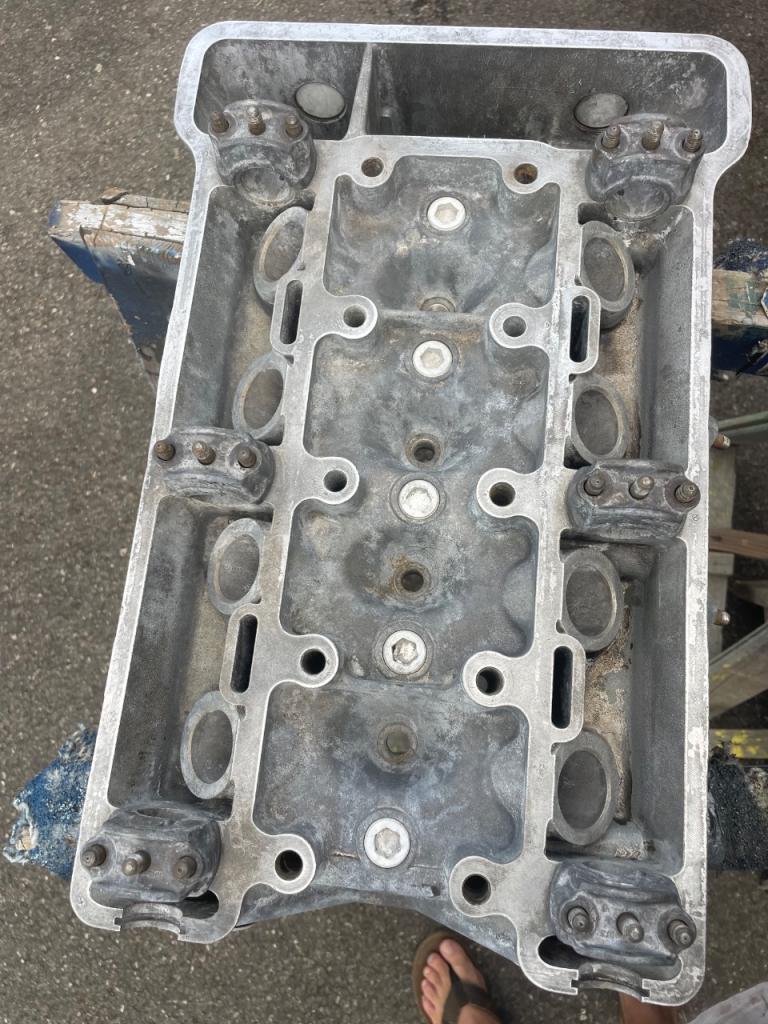 Culasse ALFA ROMEO 1600 Giulia duetto berton LesAnciennes.com