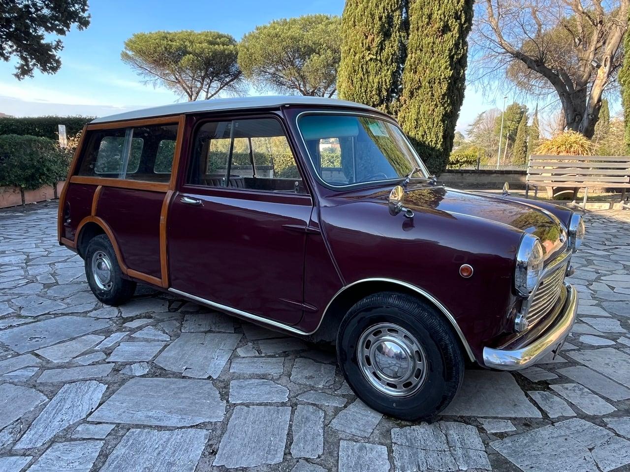 1969 Innocenti Mini Traveller LesAnciennes.com
