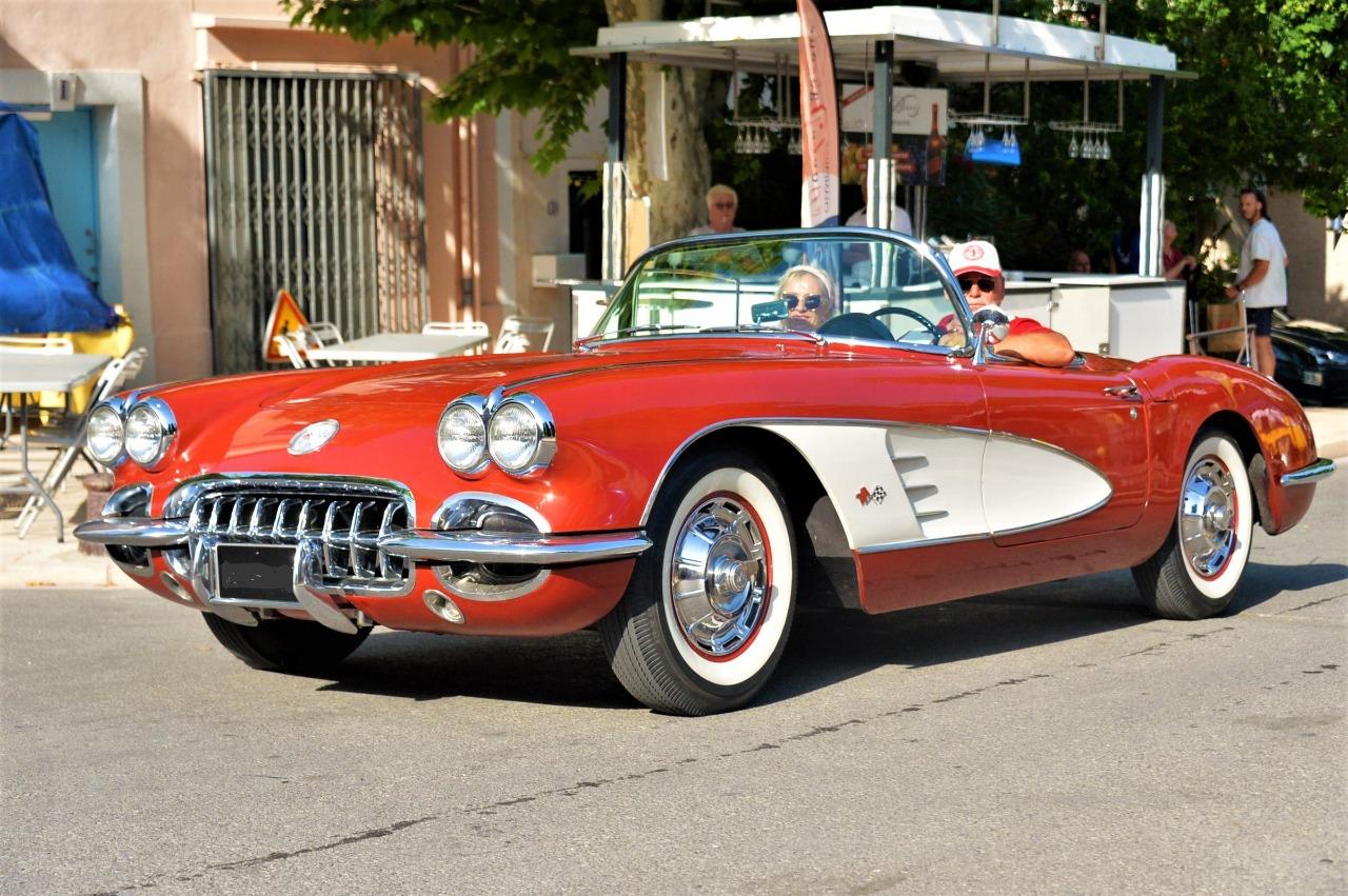 CHEVROLET Corvette C1 - 1960 LesAnciennes.com