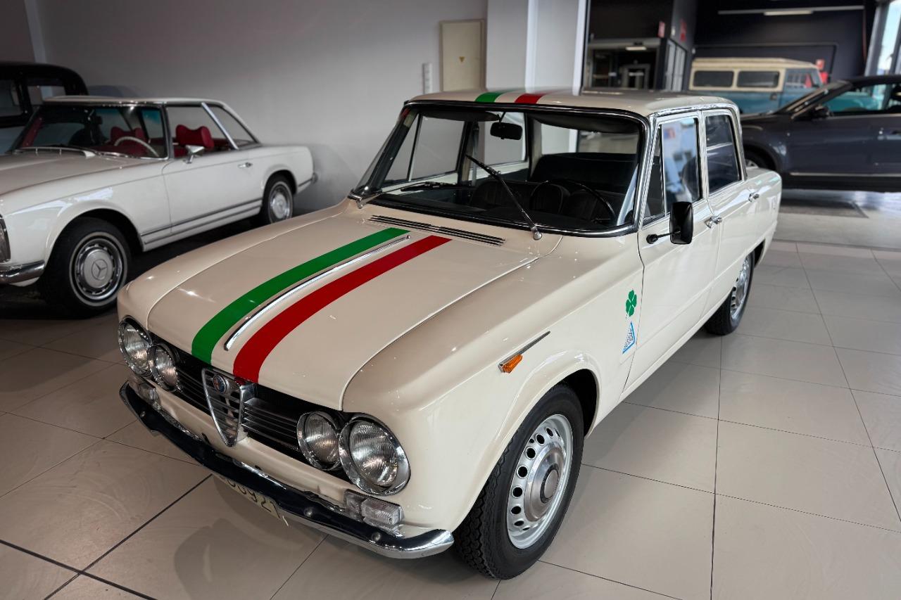 ALFA ROMEO 1600 - 1963 LesAnciennes.com