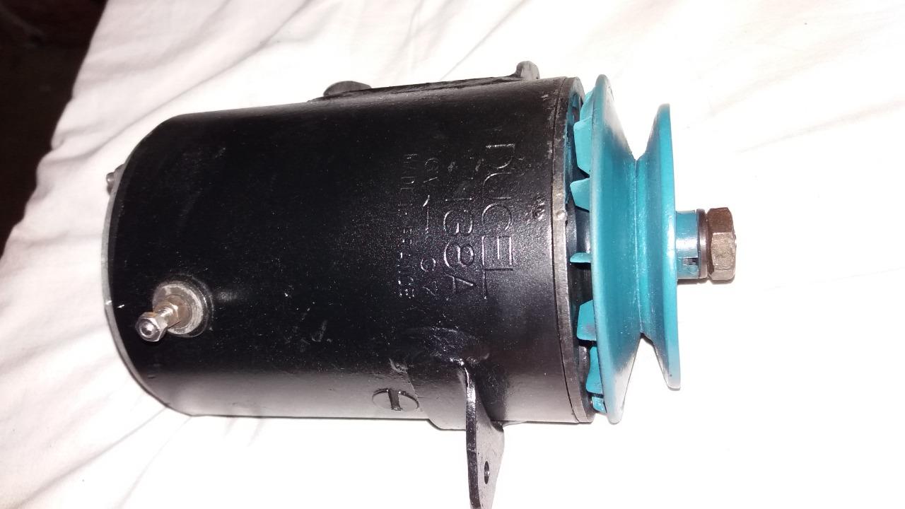 Dynamo 6 volts Ducellier 7138A Dauphine ou 4CV LesAnciennes.com