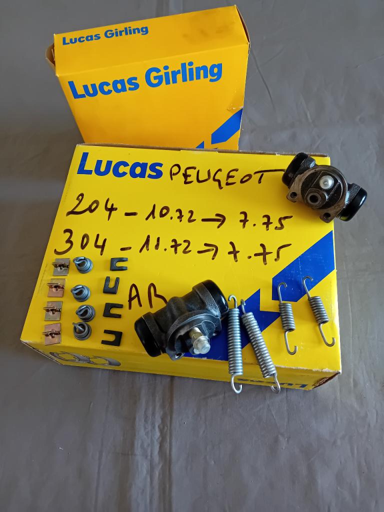 Kit de freins PEUGEOT 204 toutes LesAnciennes.com