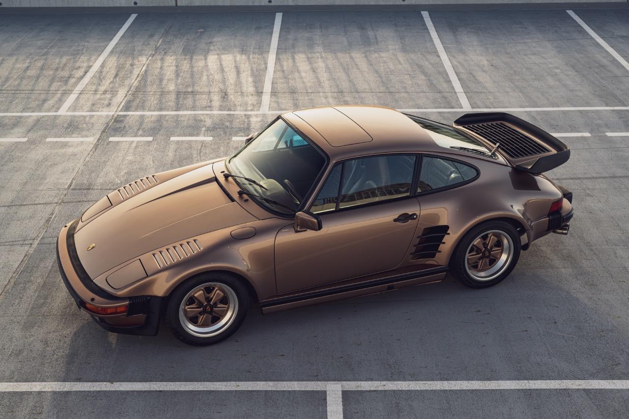 PORSCHE 911 930 Turbo Flatnose - 1988 LesAnciennes.com
