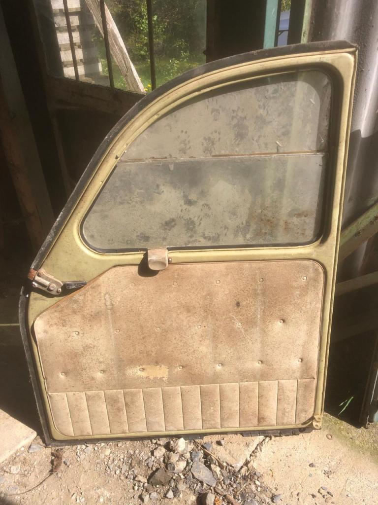 Porte CITROEN 2CV AZAM LesAnciennes.com