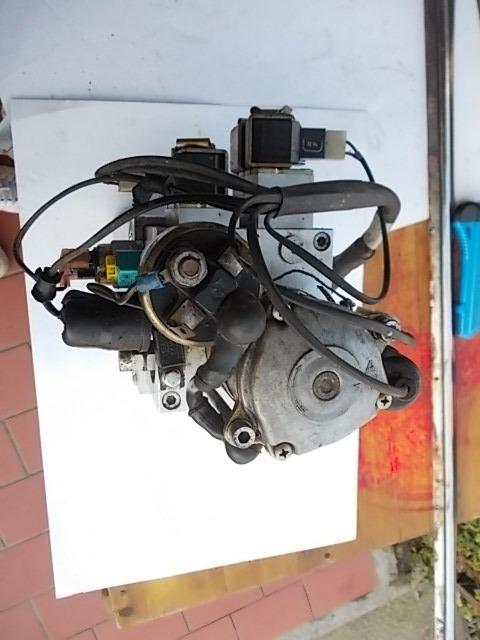 Système de levage FERRARI F40 LesAnciennes.com