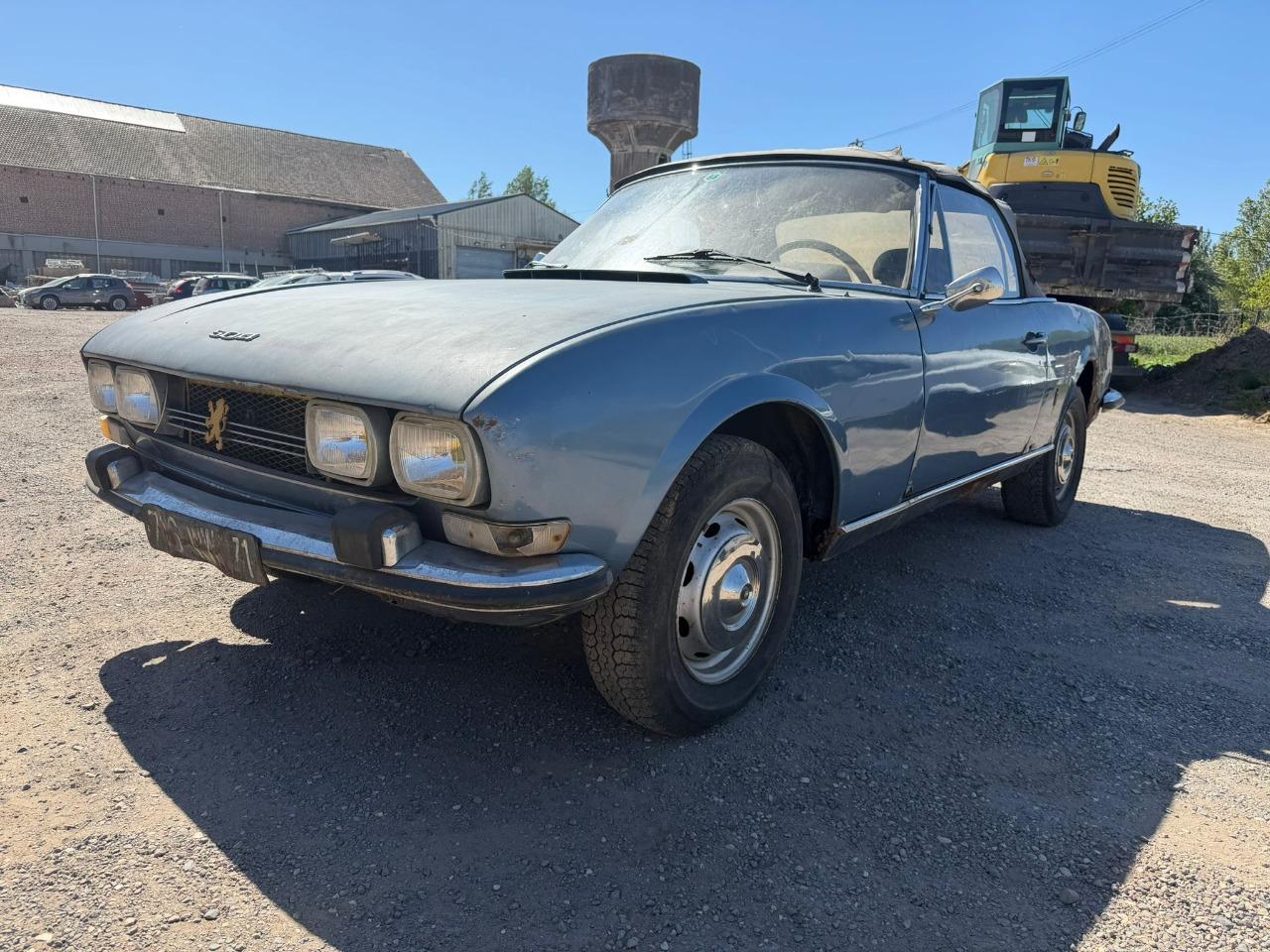 PEUGEOT 504 Cabriolet - 1972 LesAnciennes.com