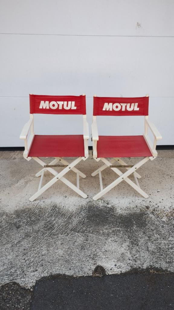 Motul 2 fauteuils de metteur en scène motul LesAnciennes.com