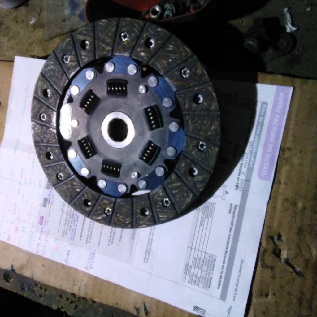 Disque embrayage FORD saab 96 .. LesAnciennes.com