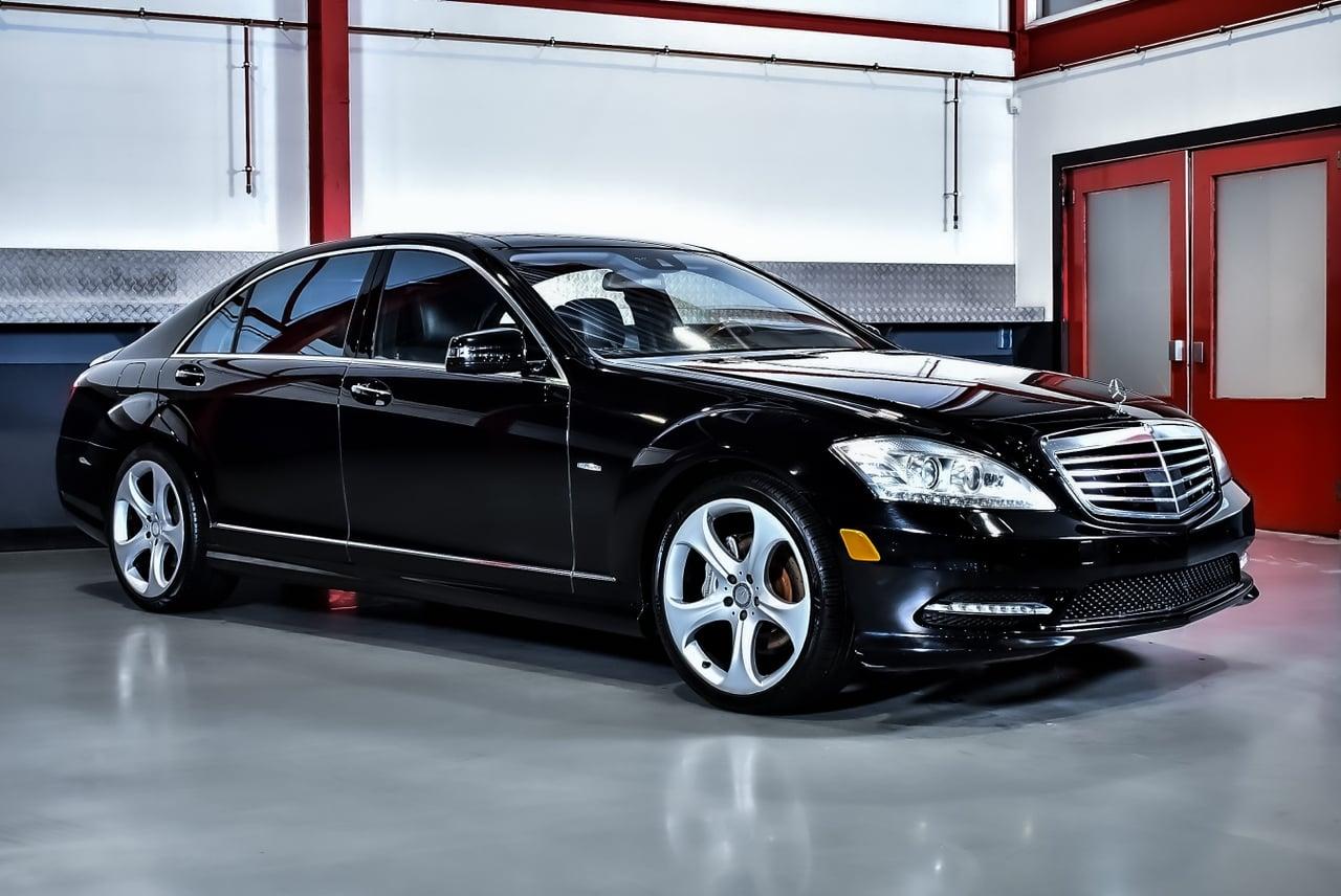 2012 Mercedes-Benz (W221) S550 Sedan 4,7L Bi-turbo LesAnciennes.com