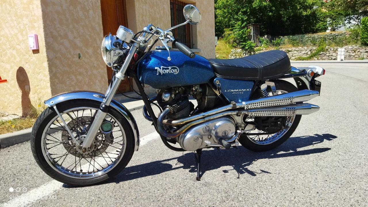 NORTON Commando 750 - 1969 LesAnciennes.com