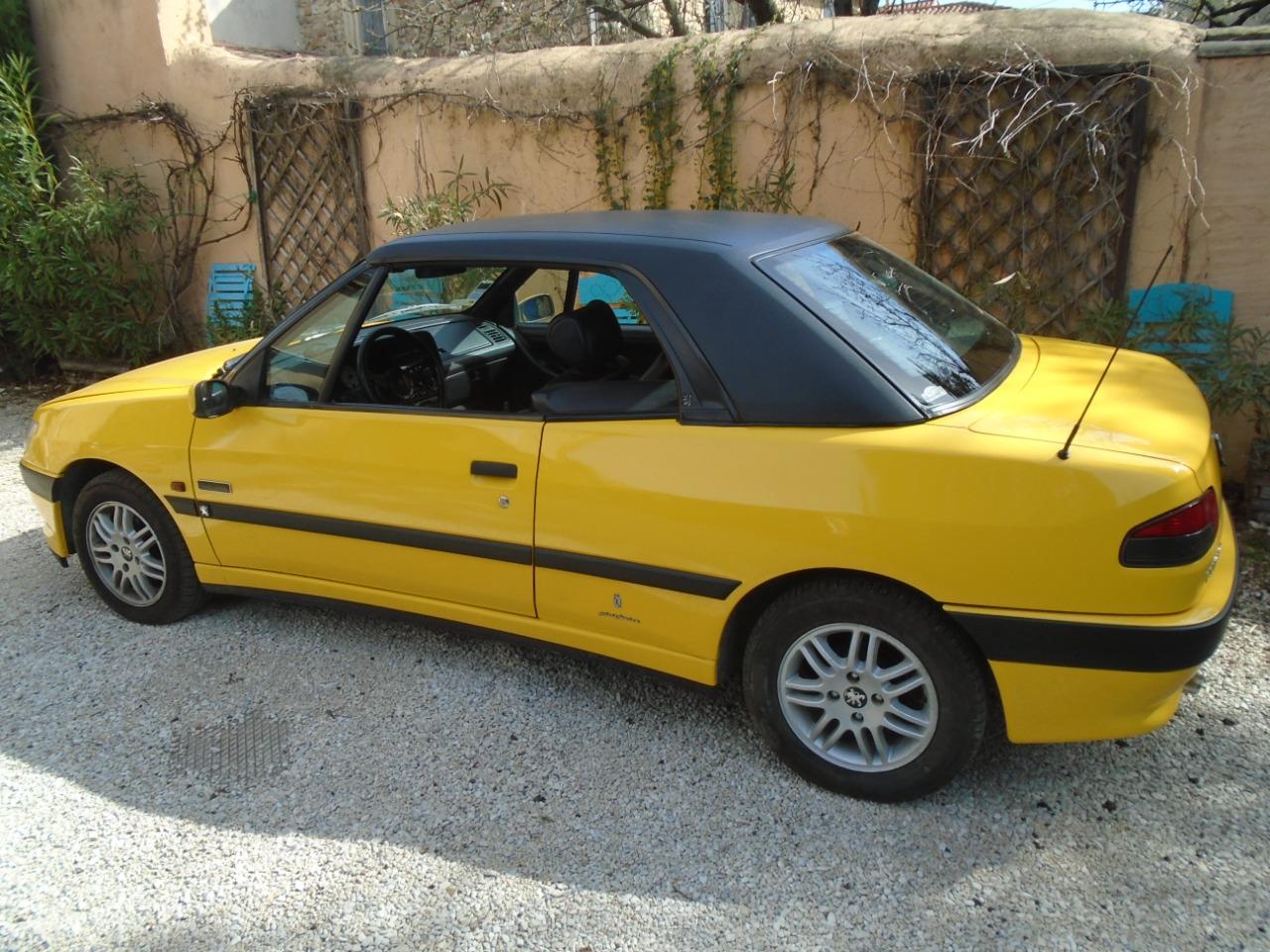 PEUGEOT Cabriolet 306 St Tro St Tropez - 1999 LesAnciennes.com