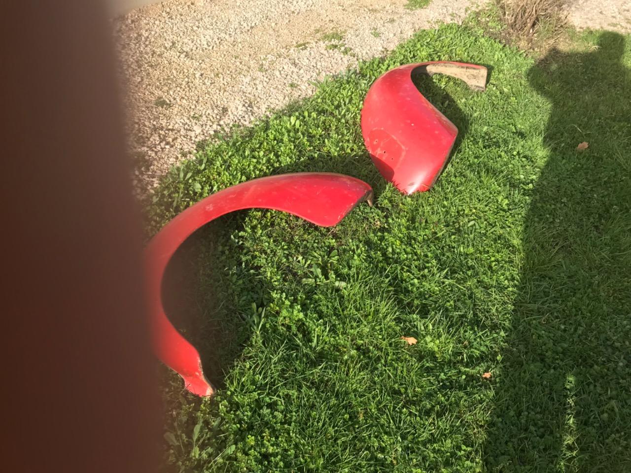 Ailes RENAULT 4CV LesAnciennes.com