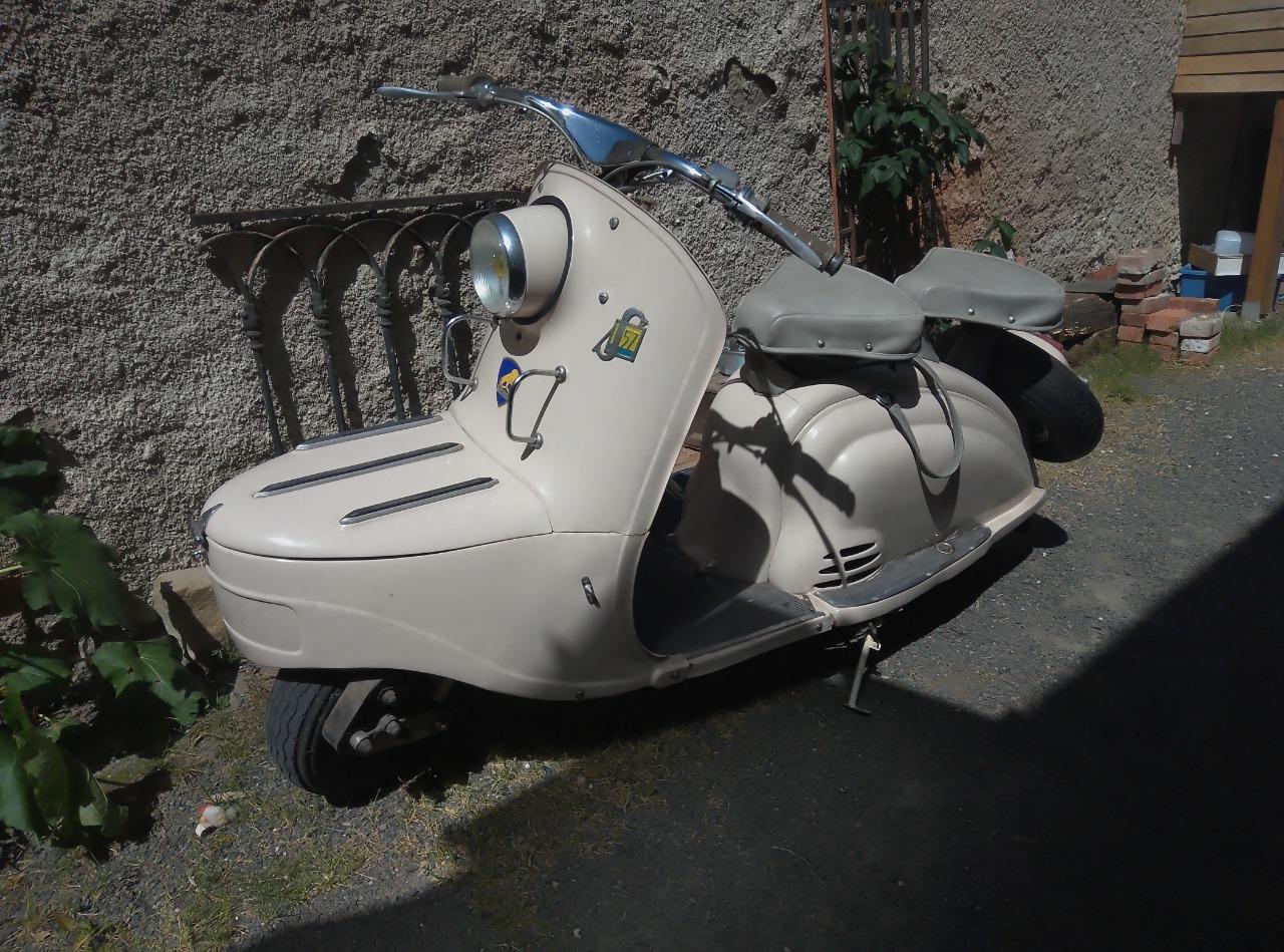 PEUGEOT S57 Scooter - 1957 LesAnciennes.com