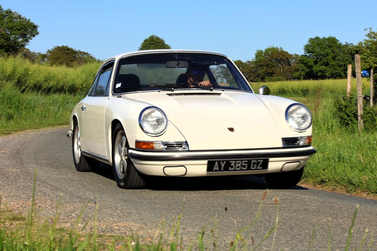 1966 Porsche 911 S LesAnciennes.com