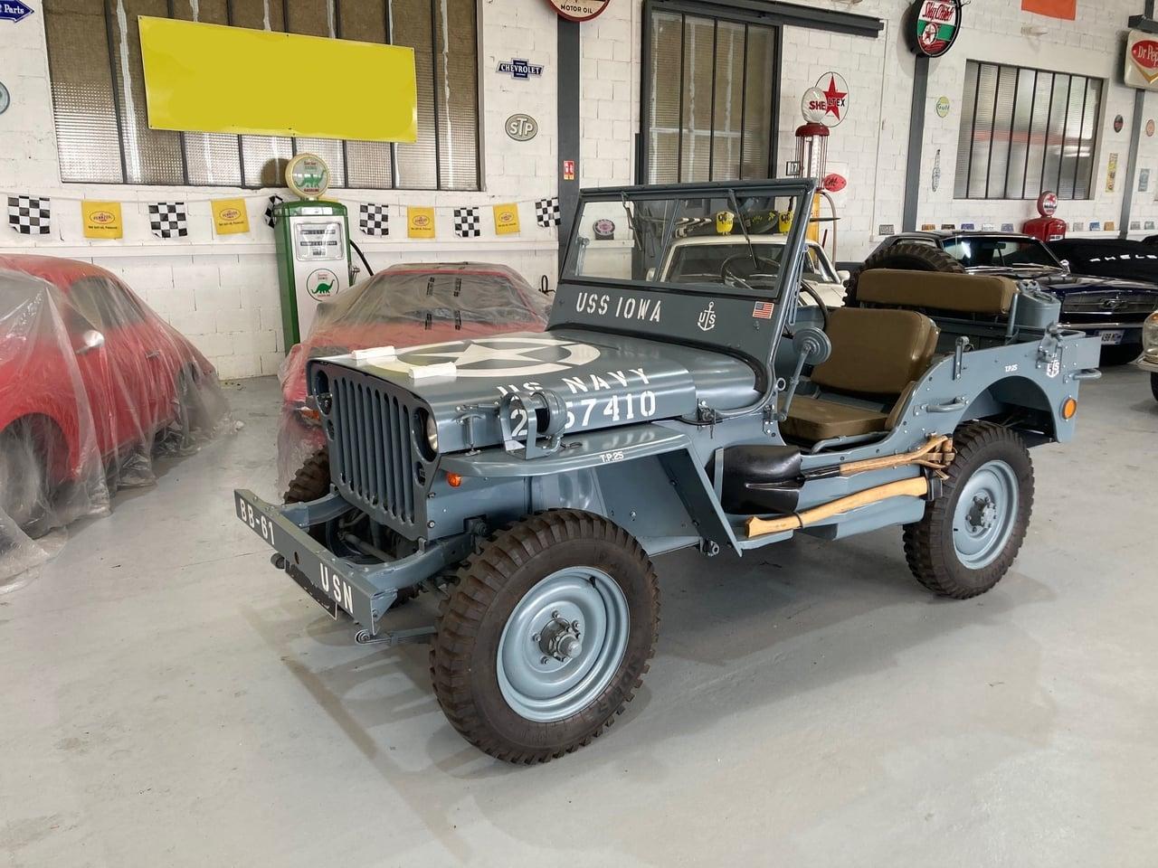 1944 Willys MB Navy LesAnciennes.com