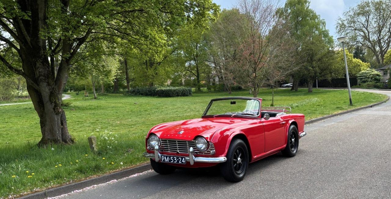 TRIUMPH TR4 PRIX REDUIT - 1961 LesAnciennes.com