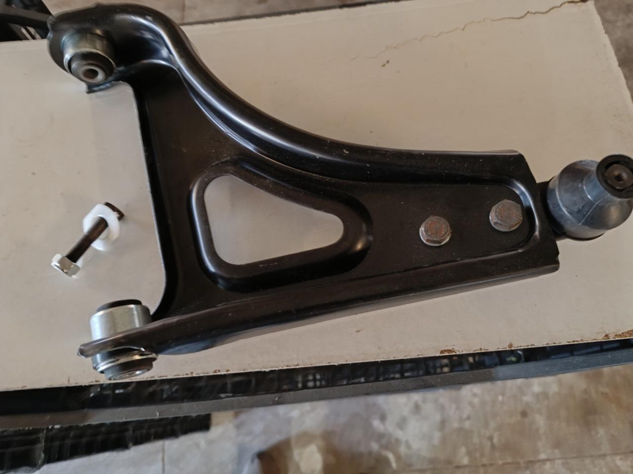 Triangle neuf dans son emballage d'origine LesAnciennes.com