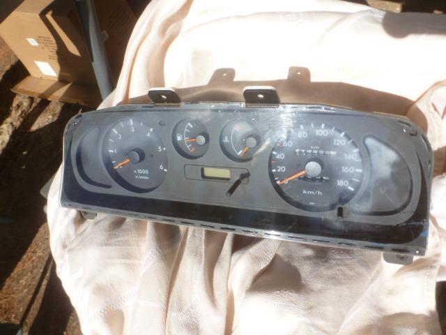 NISSAN terrano 4x4:compteur,cpt -tours LesAnciennes.com