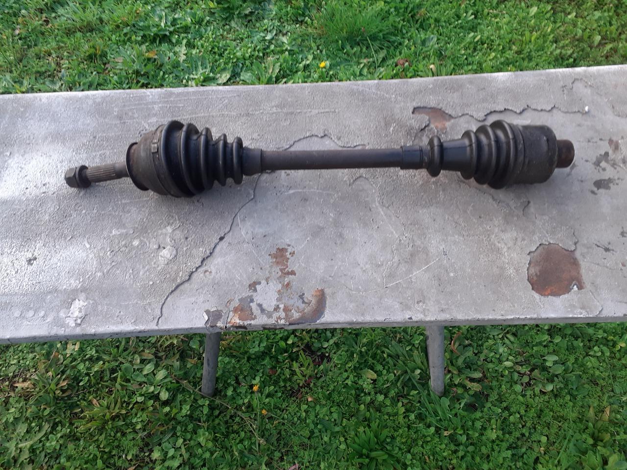 Cardan RENAULT 30 (R30) TS V6,TX LesAnciennes.com