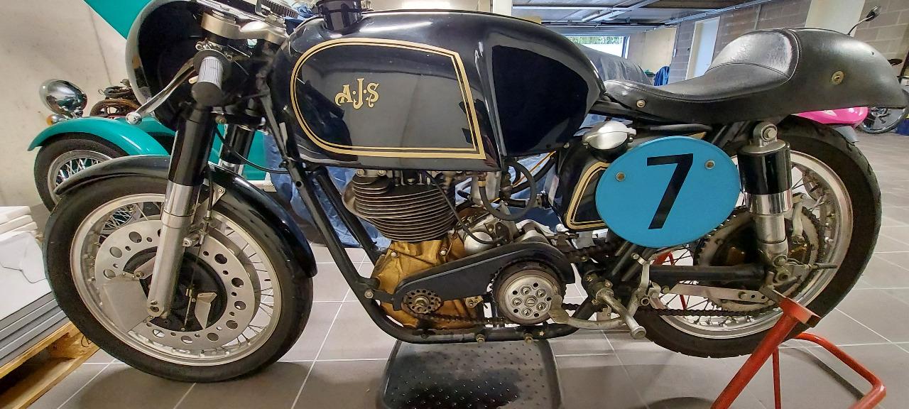 AJS 350 7R Compétition - 1957 LesAnciennes.com