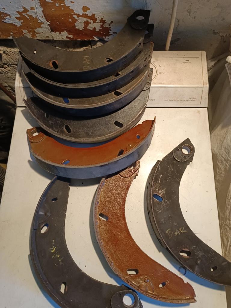 Segments CITROEN Traction 11 B LesAnciennes.com