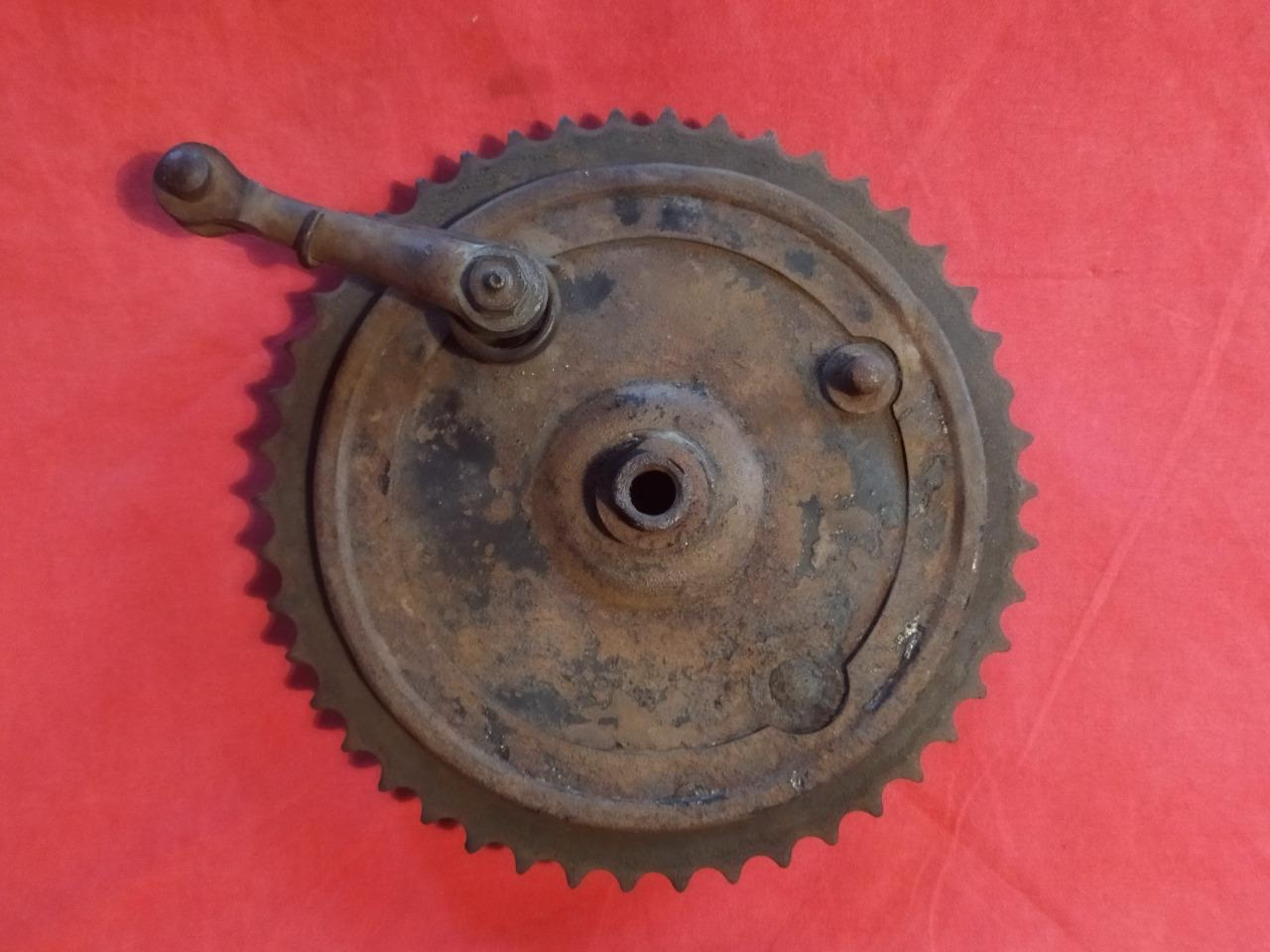 Frein Arrière Triumph Pre Unit T100 T110 T120 TR6 LesAnciennes.com