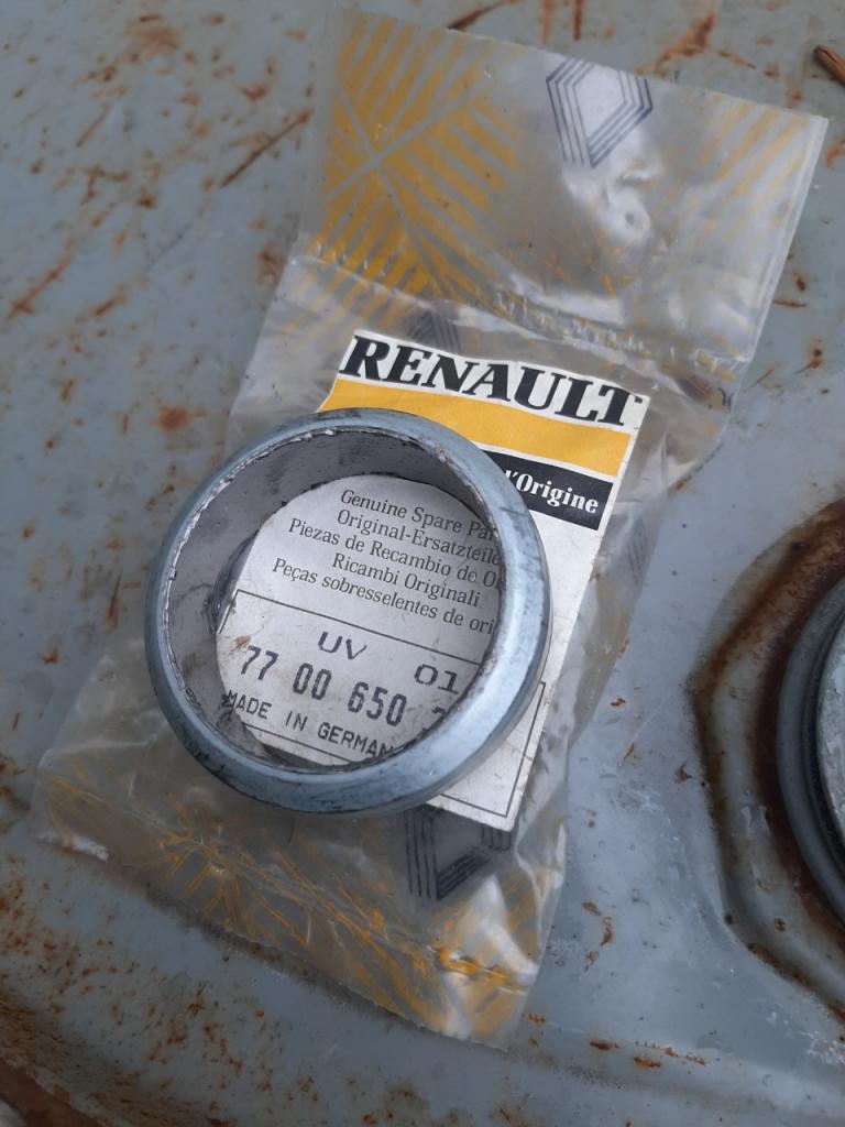 Collier RENAULT 16 (R16) LesAnciennes.com