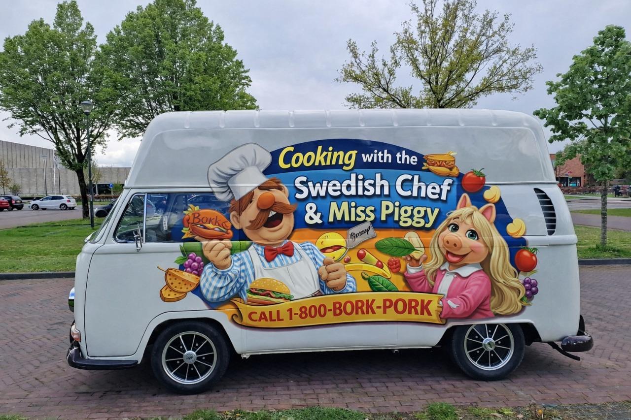 VOLKSWAGEN Combi T2A - 1970 LesAnciennes.com