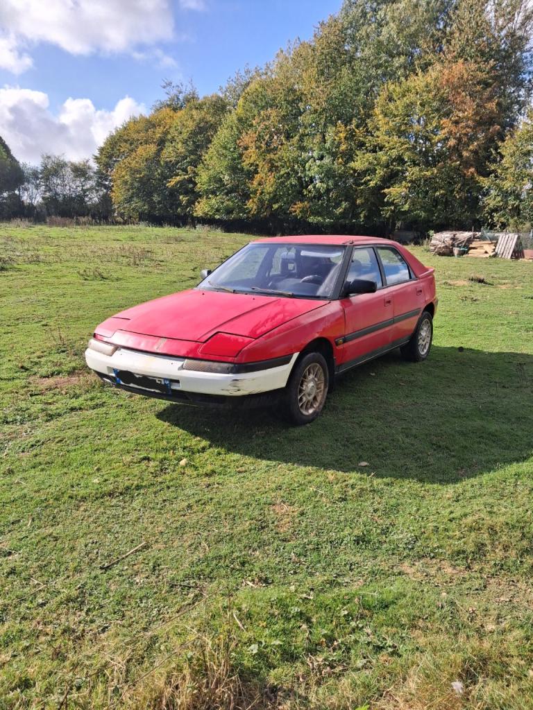 MAZDA 323 GLX BG 1442 - 1992 LesAnciennes.com