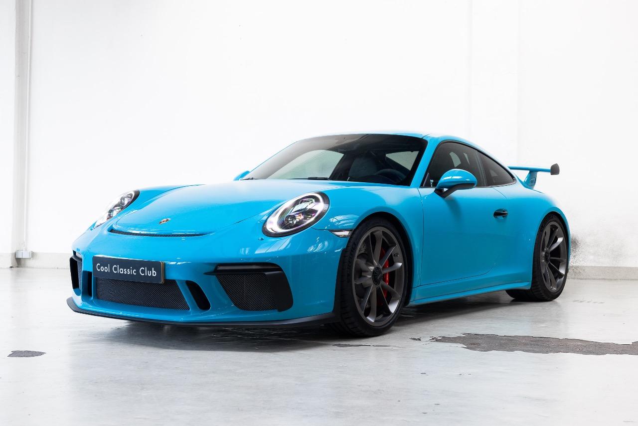 PORSCHE 911 991.2 GT3 - 2018 LesAnciennes.com